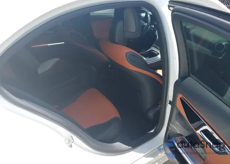 2023 Mercedes-Benz C 300 Sedan z USA, uszkodzony, nr VIN W1KAF4GB9PR090892